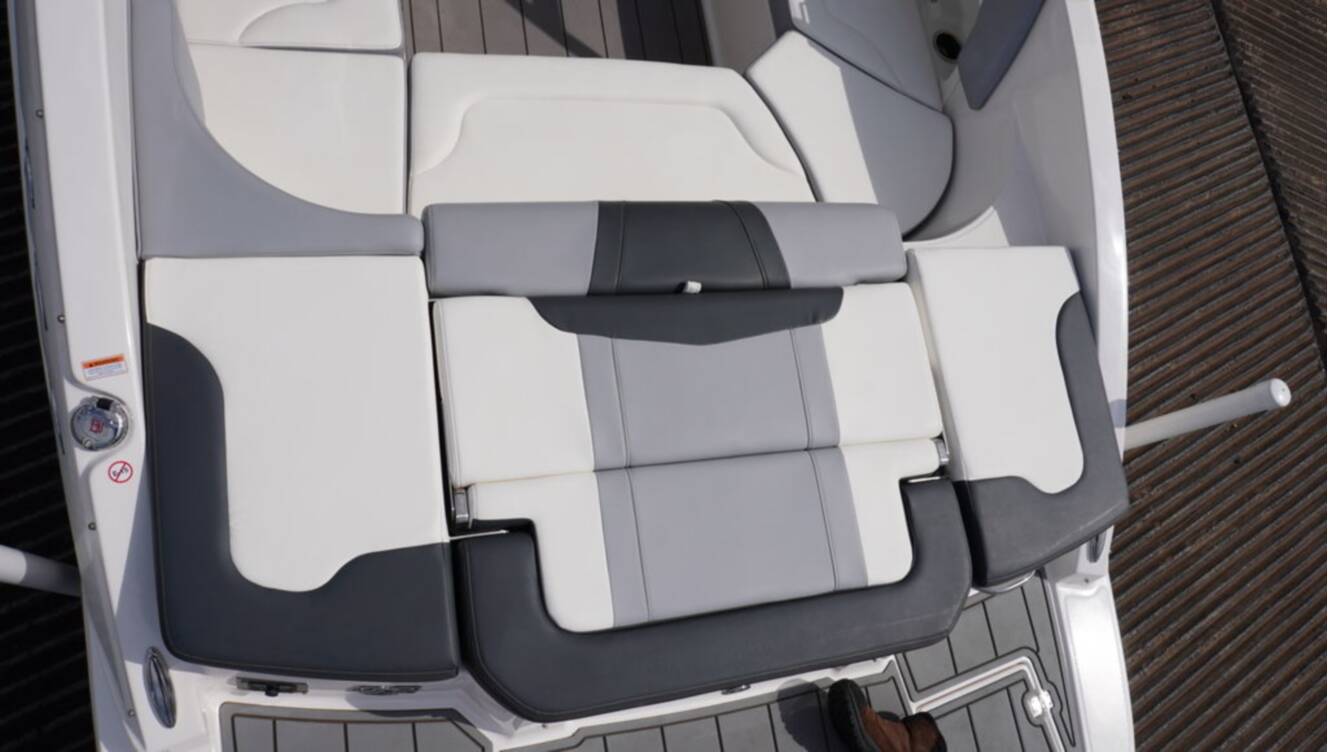 A photo of this 2023 Chaparral 23 SSi
