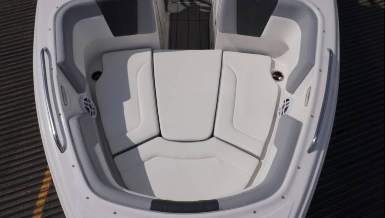 A photo of this 2023 Chaparral 23 SSi