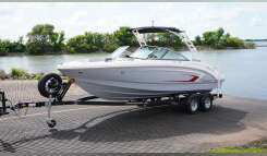 2023 Chaparral 23 SSi Bowrider Boat boat