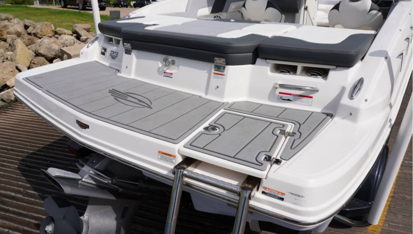 A photo of this 2023 Chaparral 23 SSi