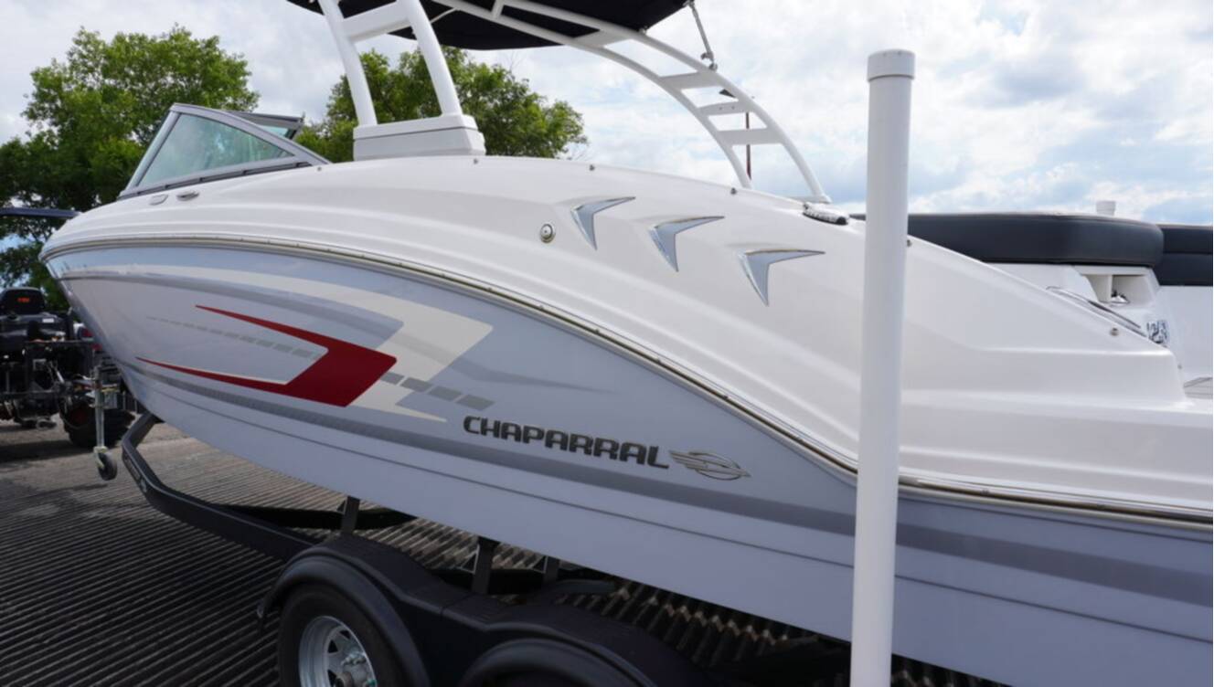 A photo of this 2023 Chaparral 23 SSi