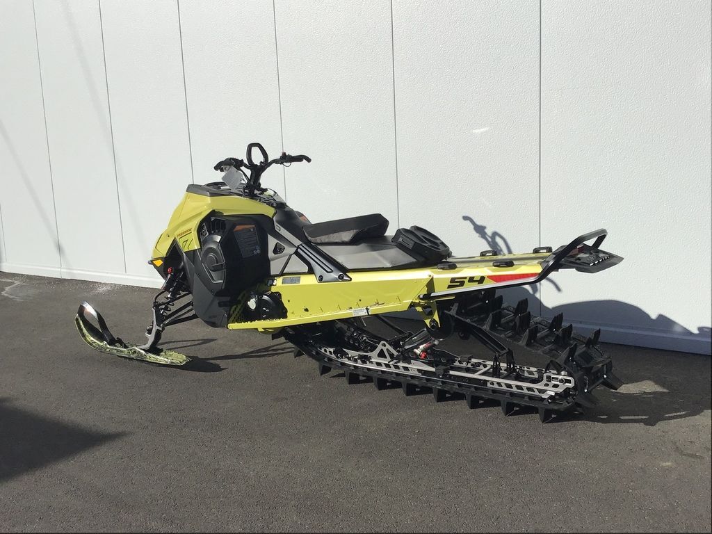 Yellow Freeride 165 For Sale - Ski-Doo Snowmobiles - Snowmobile Trader
