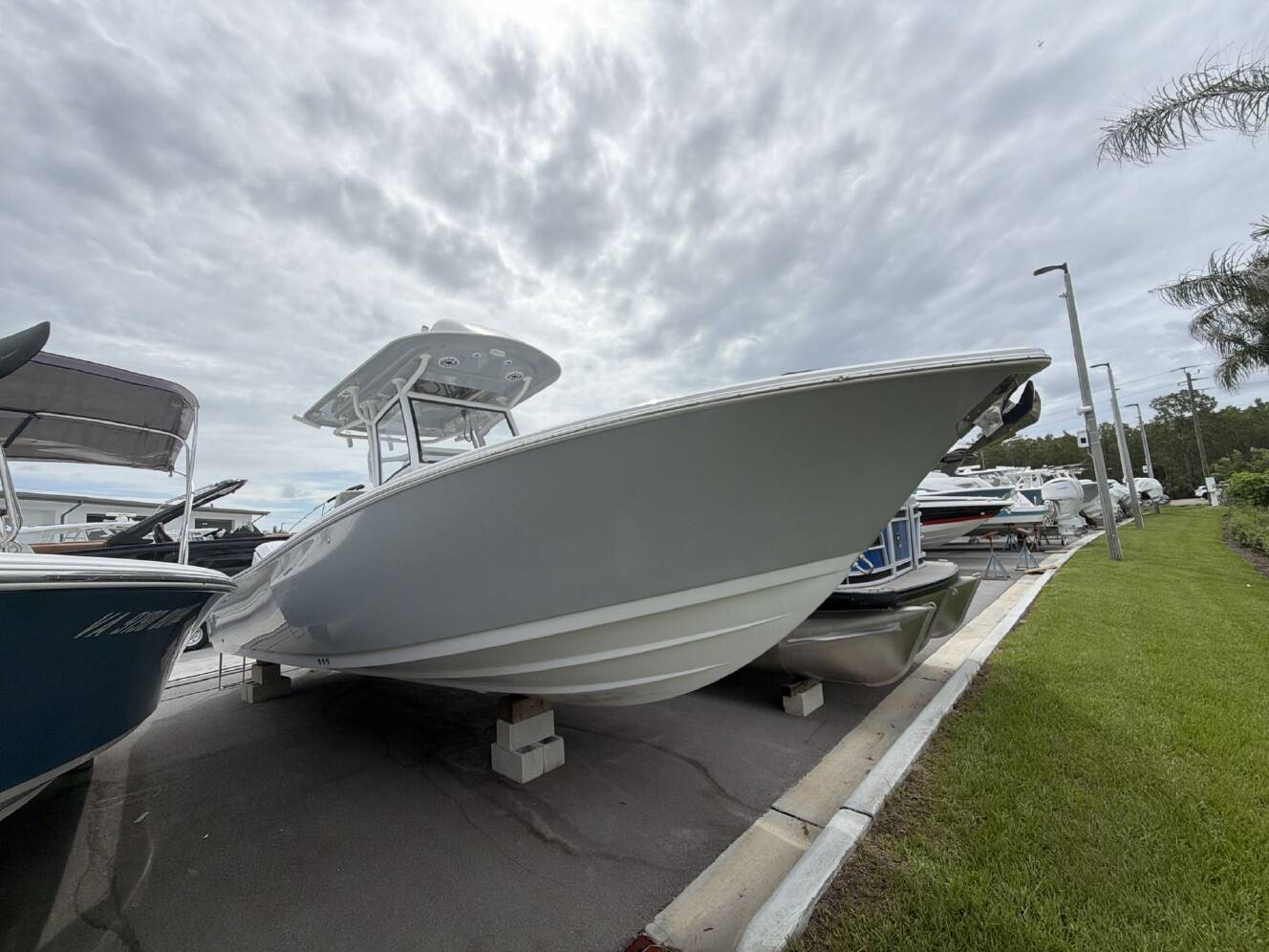 A photo of this 2020 Sportsman 282 Open