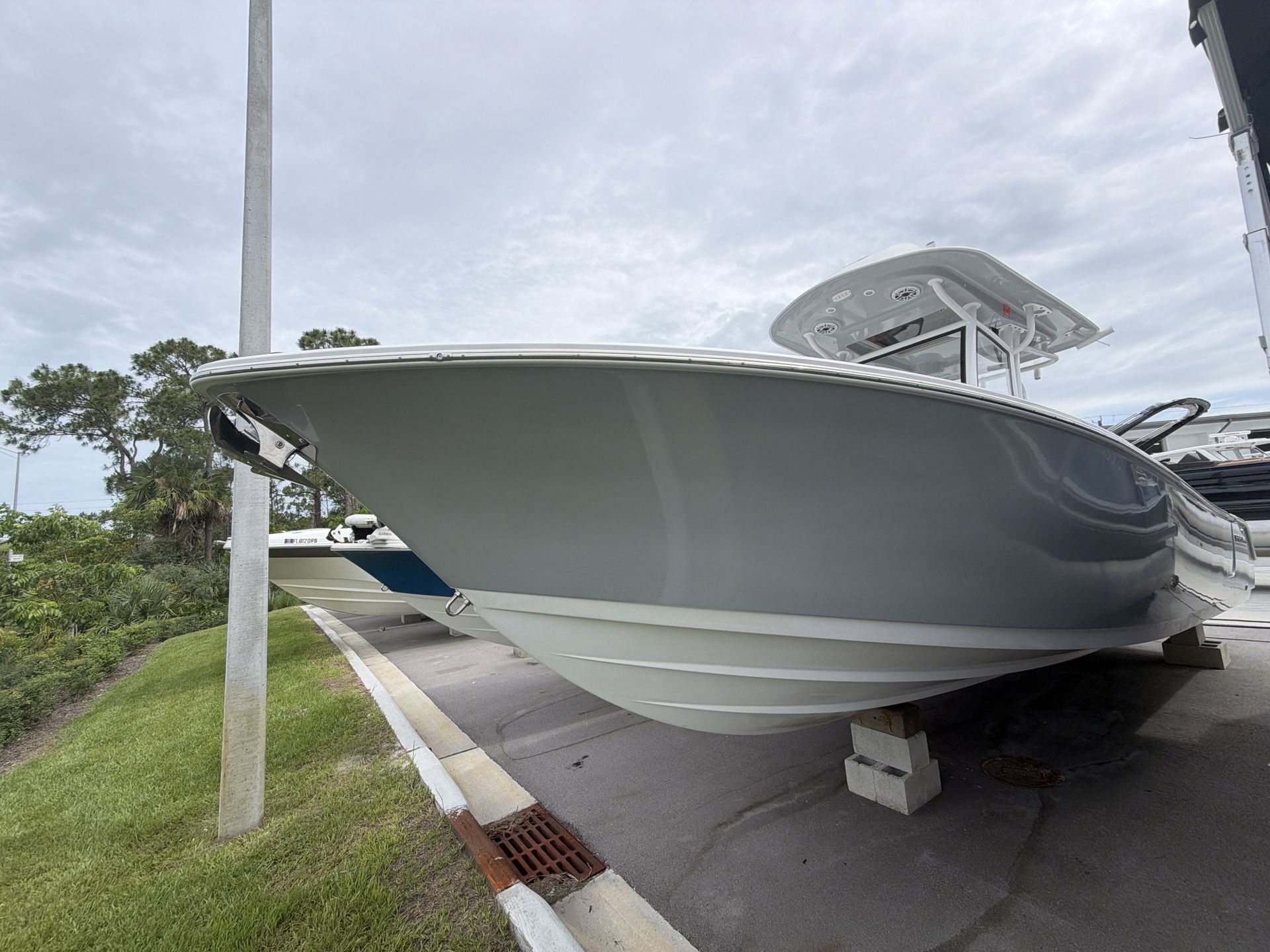 2020 Sportsman 282 Open in naples FL