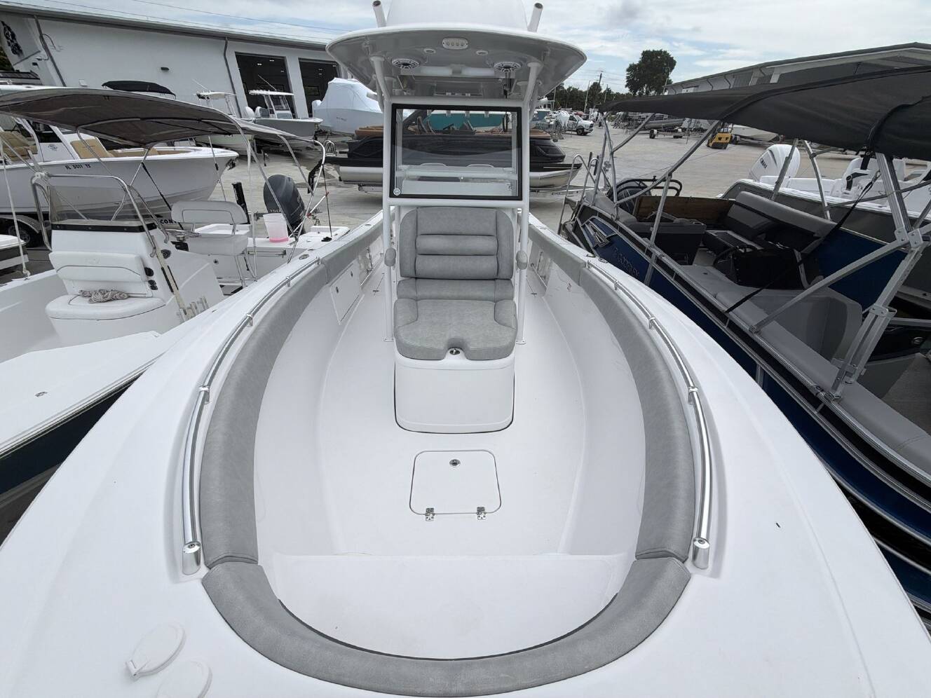 A photo of this 2020 Sportsman 282 Open