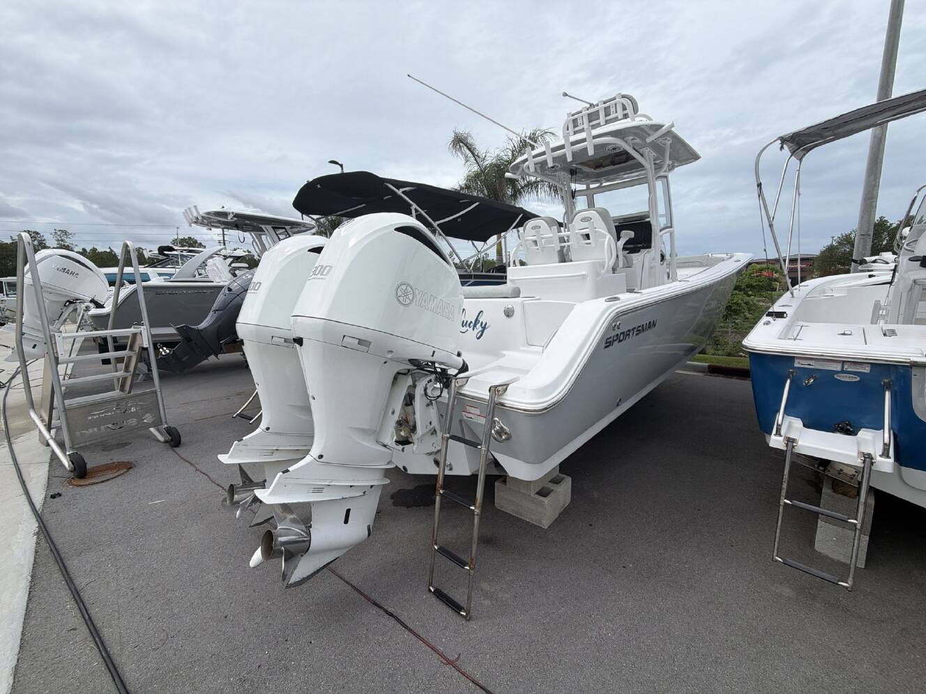 A photo of this 2020 Sportsman 282 Open