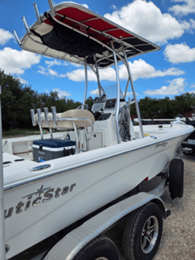 2016 Nautic Star 214 XTS in austin TX