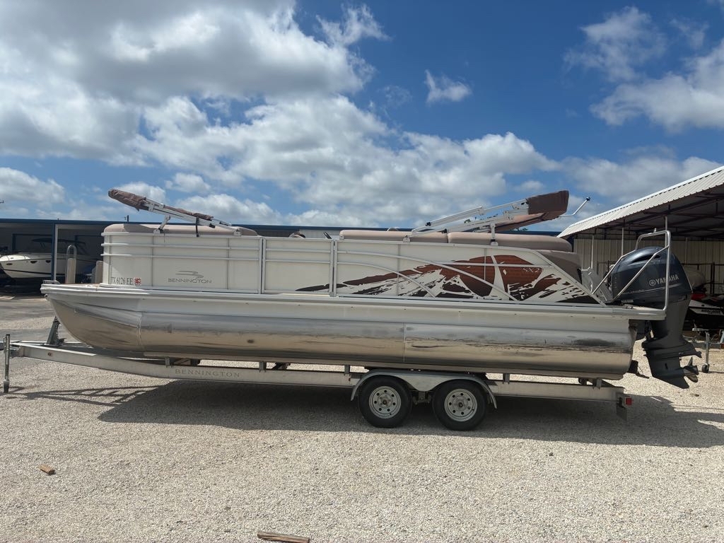 2018 Bennington 23SSRCFBXP in graford TX