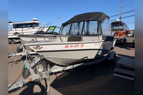 2017 Smoker Craft 162 Pro Tracer in coos bay OR