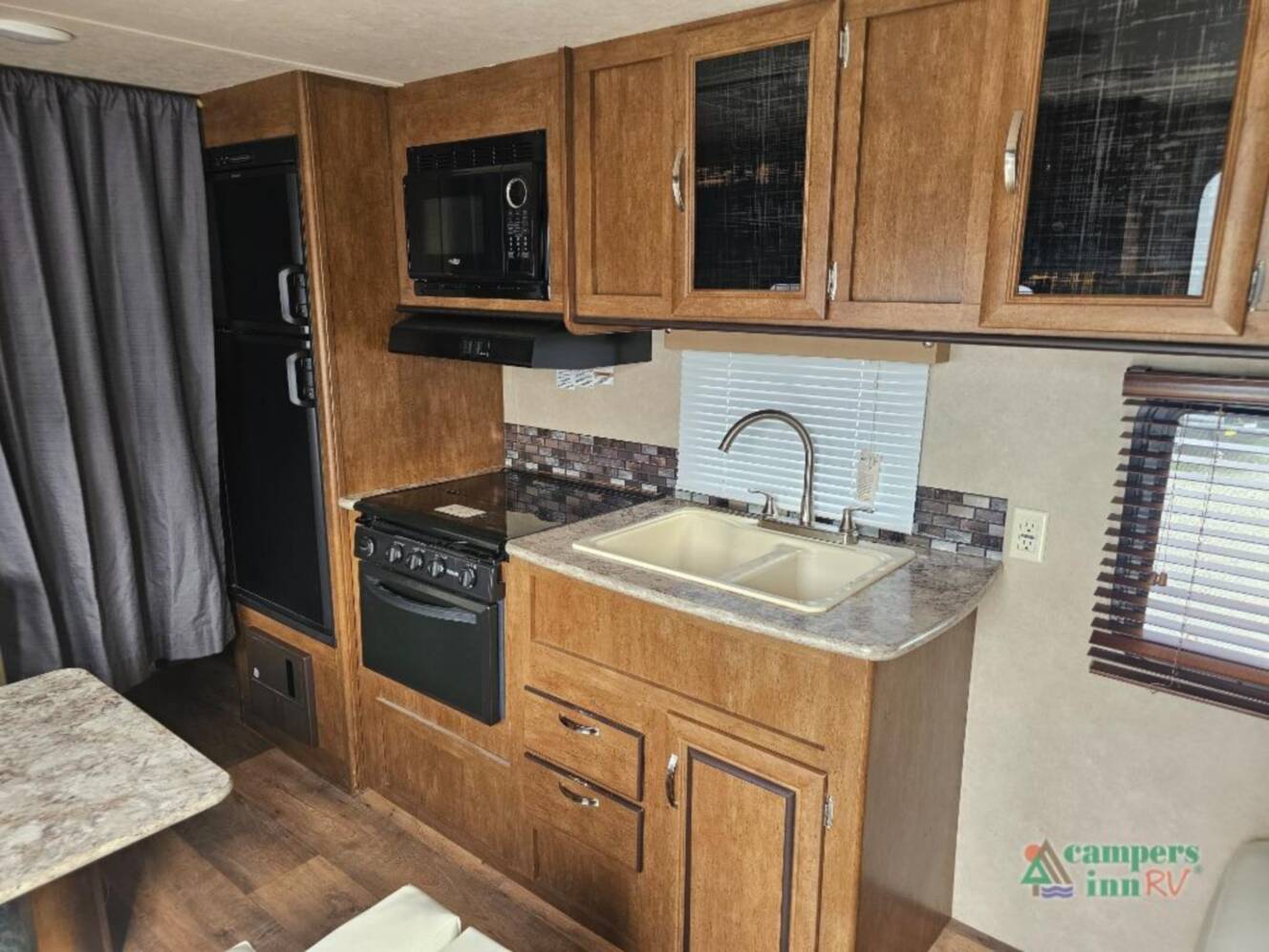 A photo of this 2016 Forest River Rv Salem 261BHXL