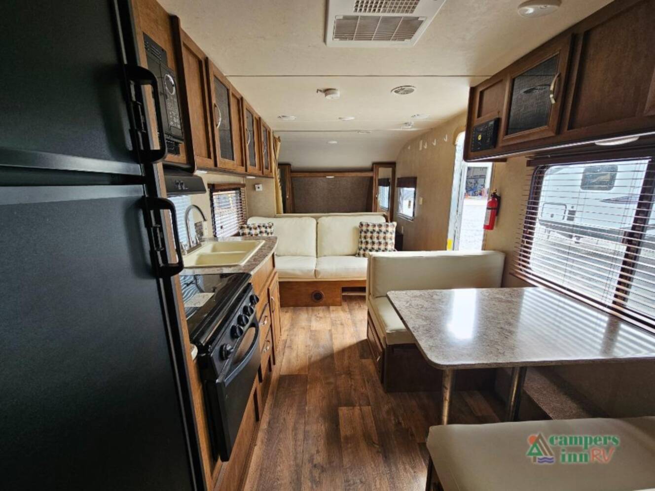 A photo of this 2016 Forest River Rv Salem 261BHXL