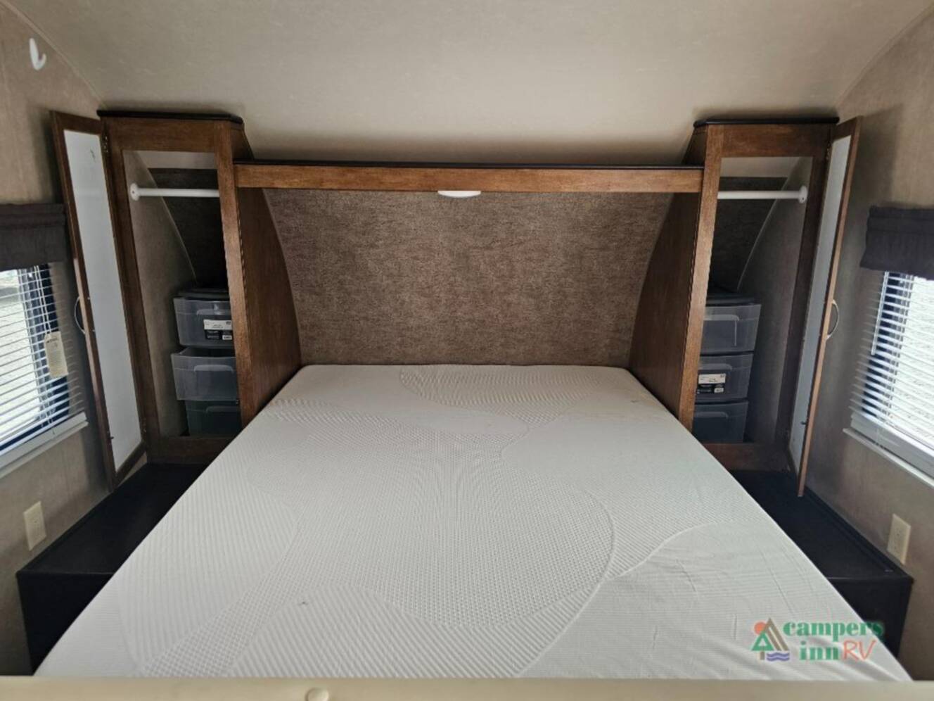 A photo of this 2016 Forest River Rv Salem 261BHXL