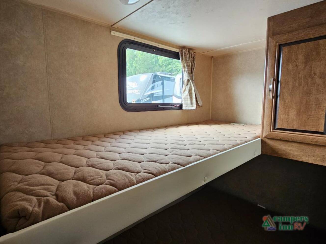 A photo of this 2016 Forest River Rv Salem 261BHXL