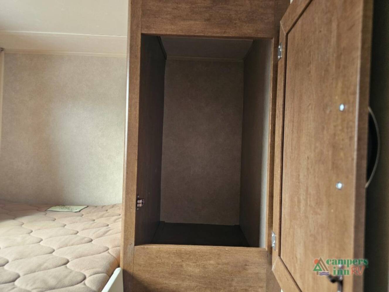 A photo of this 2016 Forest River Rv Salem 261BHXL