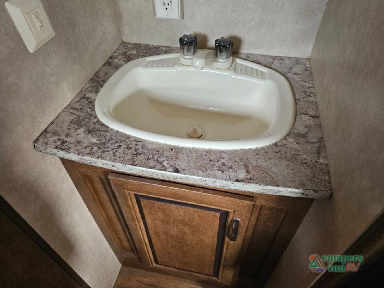 A photo of this 2016 Forest River Rv Salem 261BHXL