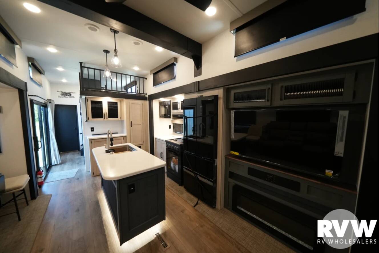 A photo of this 2027 Palomino Puma Vista Lofts 402LFT