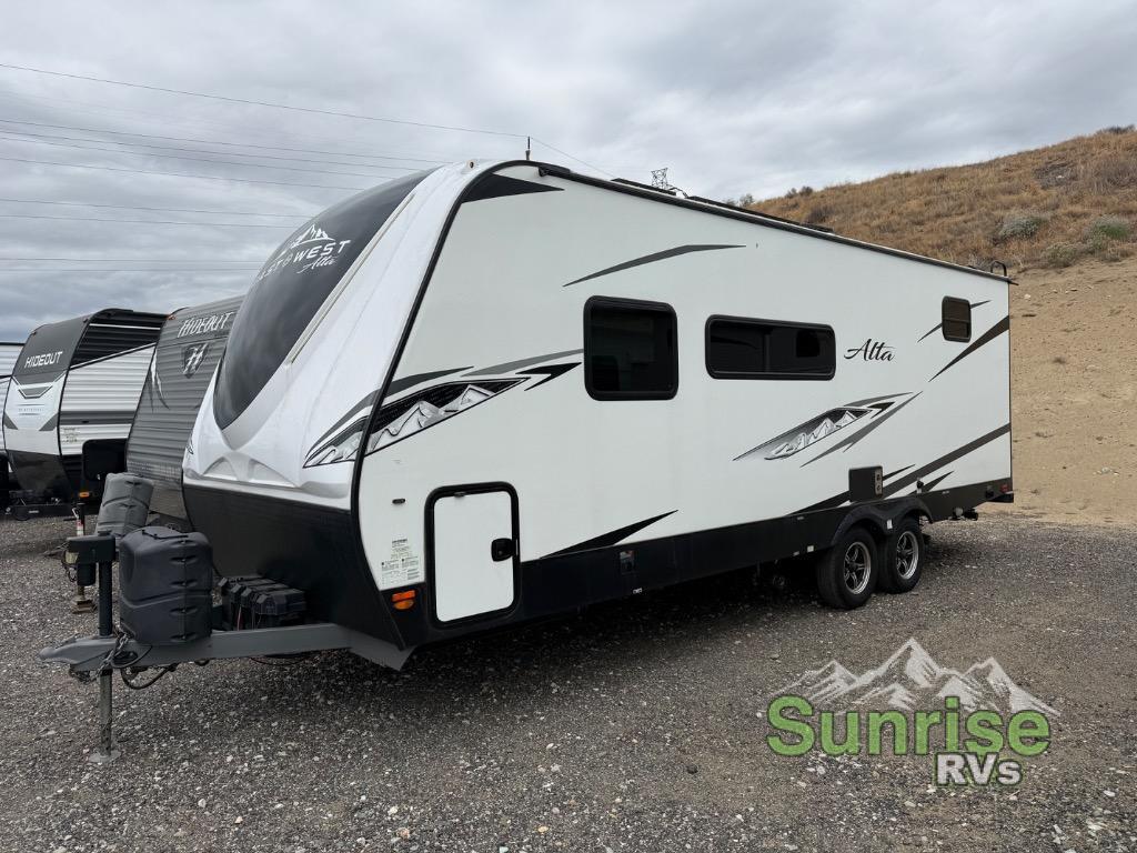 2022 East To West Alta 2100MBH in omak WA