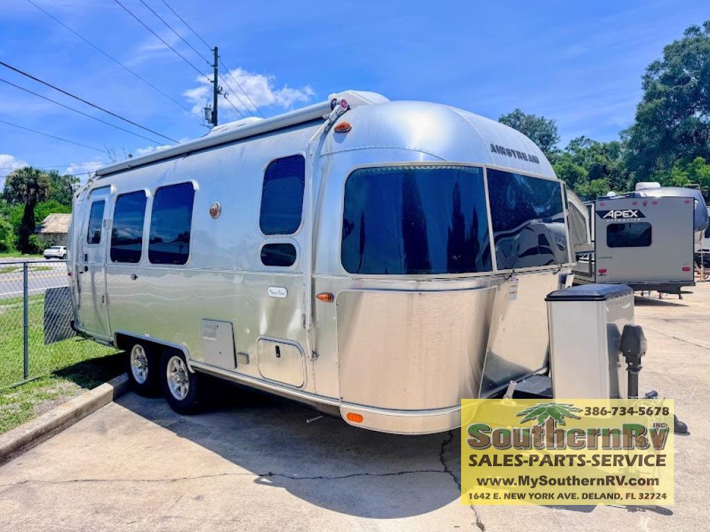 2020 Airstream Flying Cloud 23FB RV