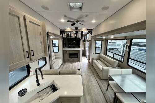 2026 Coachmen Rv Catalina Destination Series 44CONDO in huntsville AL