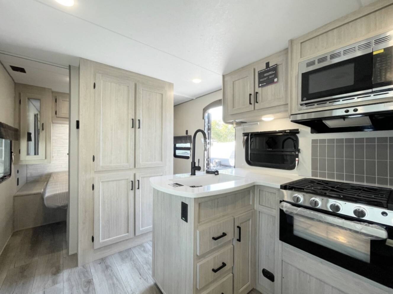 A photo of this 2026 Coachmen Rv Catalina Legacy Edition 273DBHCK