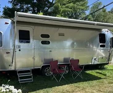 2022 Airstream Flying Cloud 25FB TWIN in frankfort NY