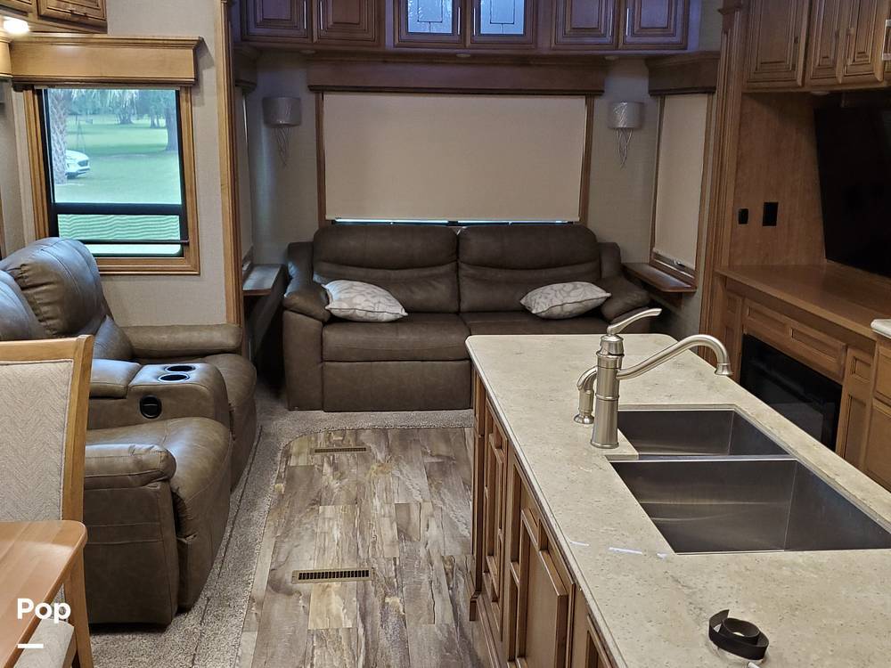 2018 DRV Mobile Suites 38KSSB in kennewick WA