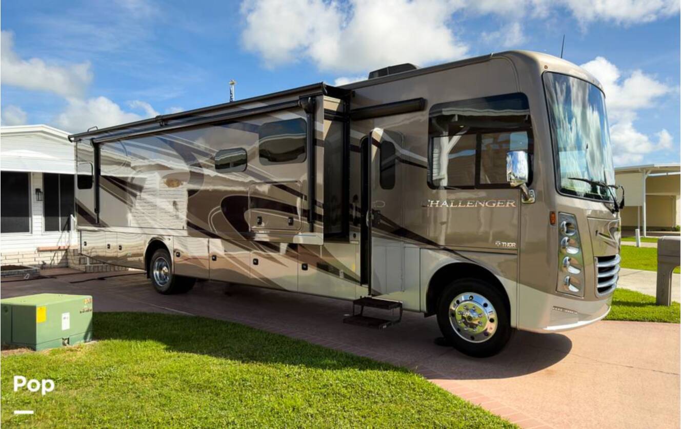 A photo of this 2020 Thor Motor Coach Challenger 37FH