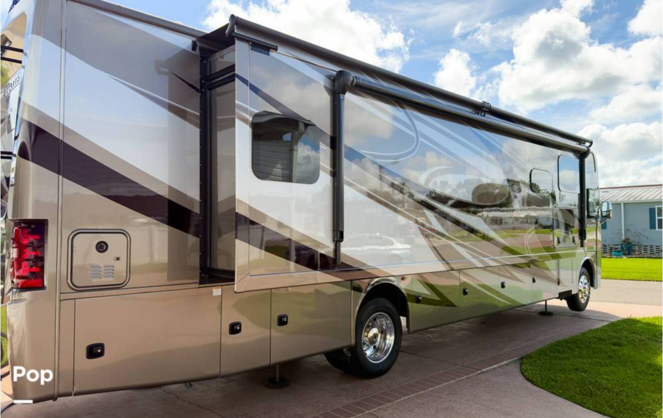A photo of this 2020 Thor Motor Coach Challenger 37FH
