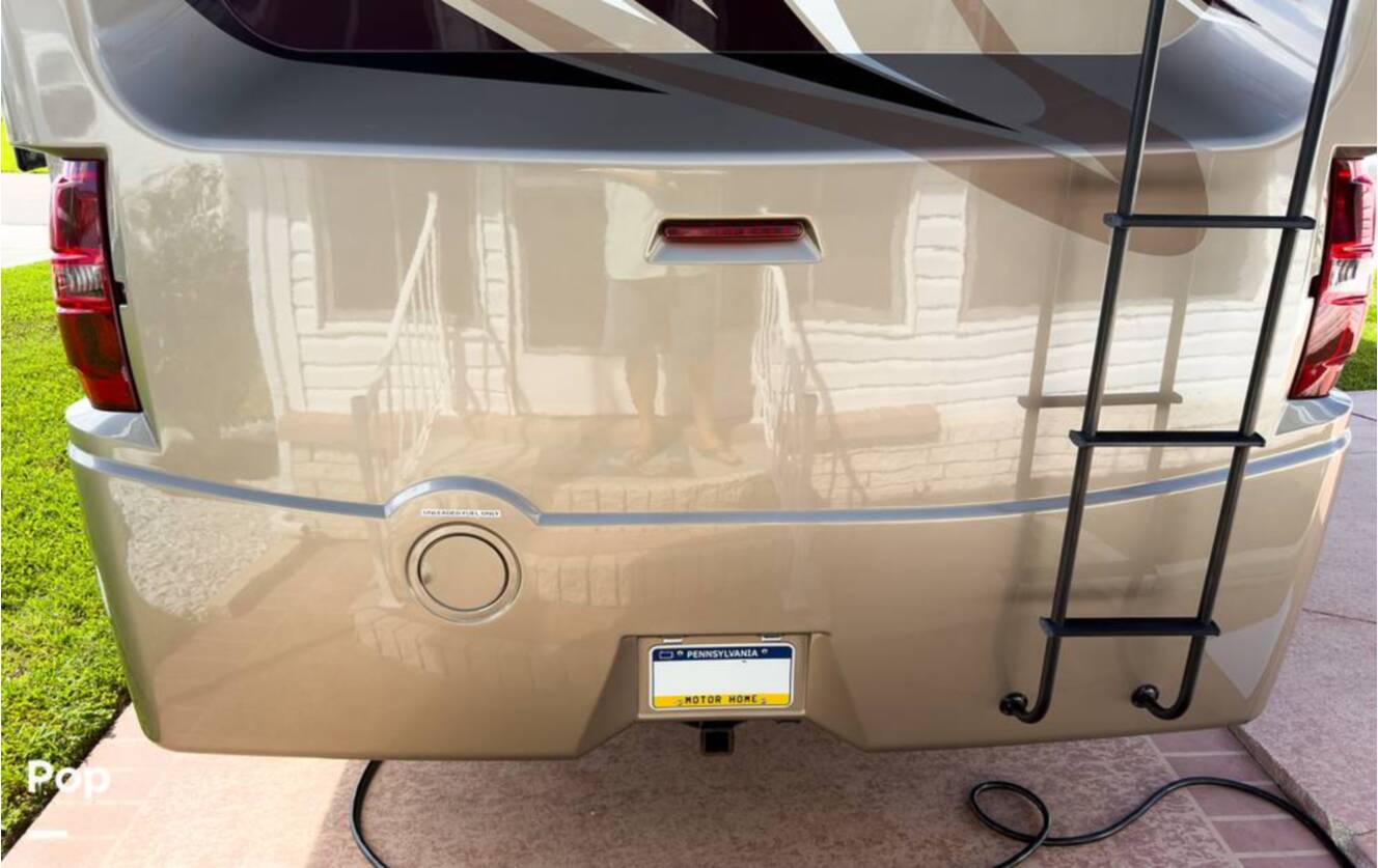 A photo of this 2020 Thor Motor Coach Challenger 37FH