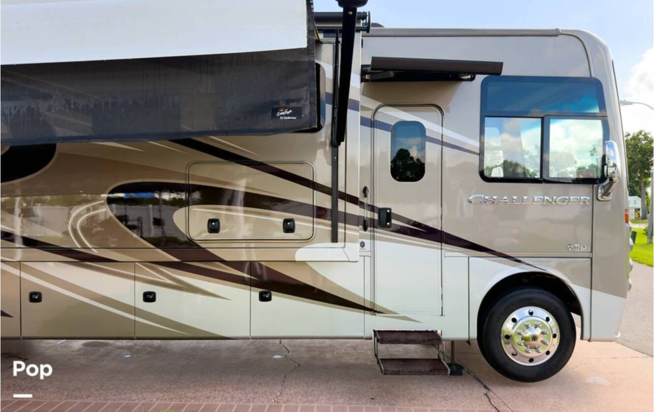 A photo of this 2020 Thor Motor Coach Challenger 37FH