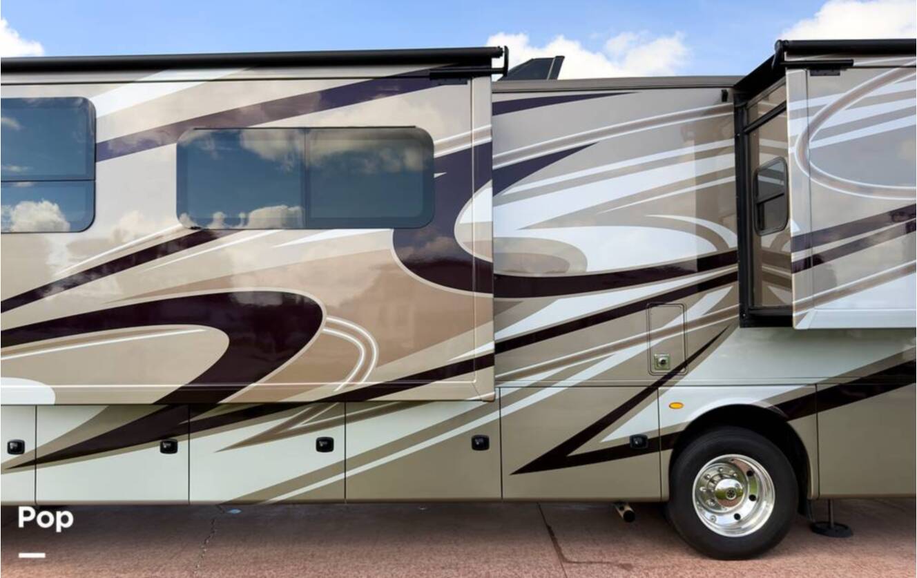 A photo of this 2020 Thor Motor Coach Challenger 37FH