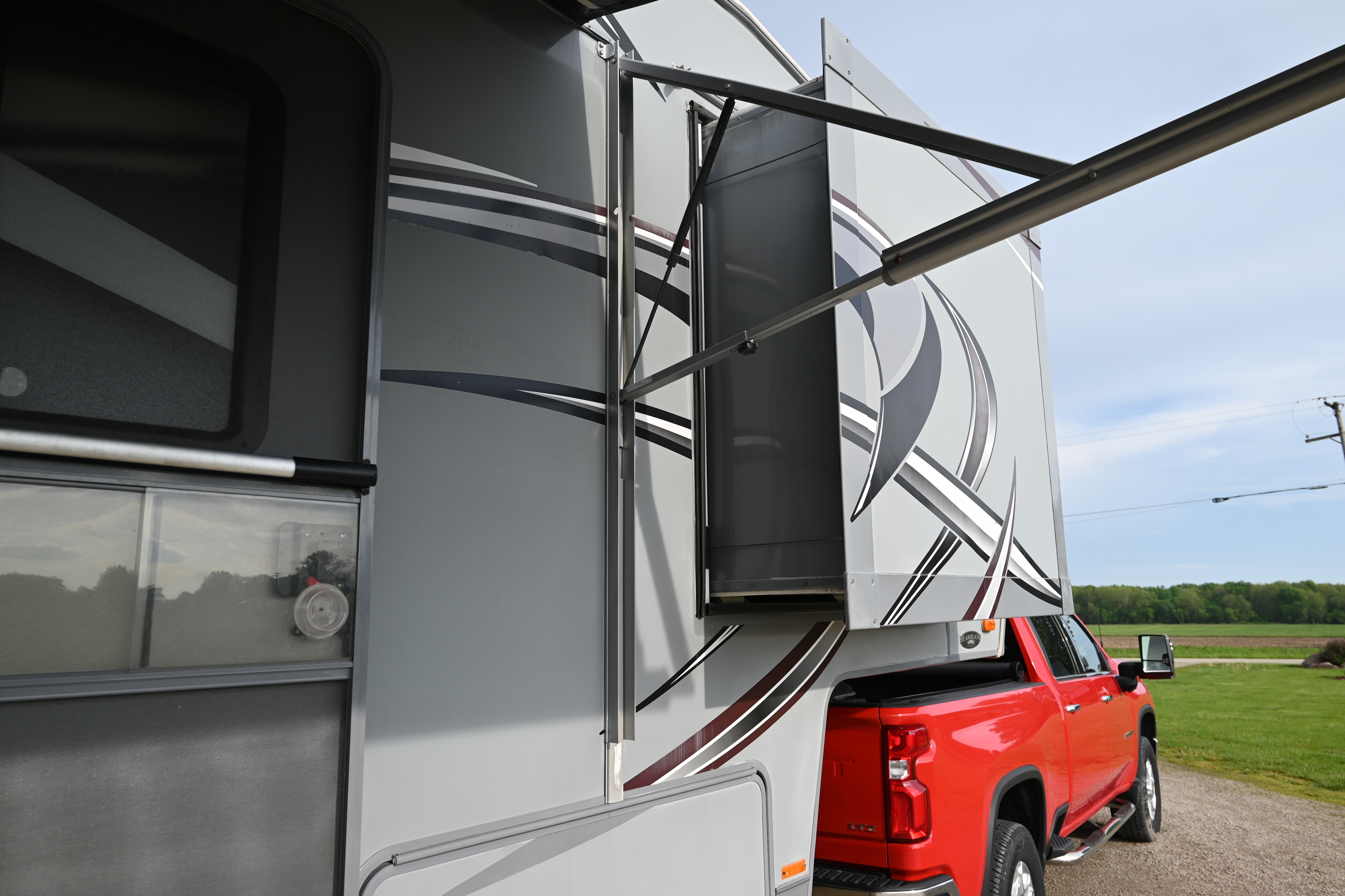 2012 Heartland GREYSTONE 27RK in allenton MI