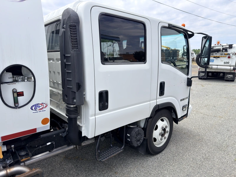 2018 ISUZU NQR