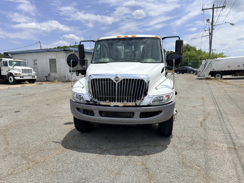 2014 INTERNATIONAL 4000