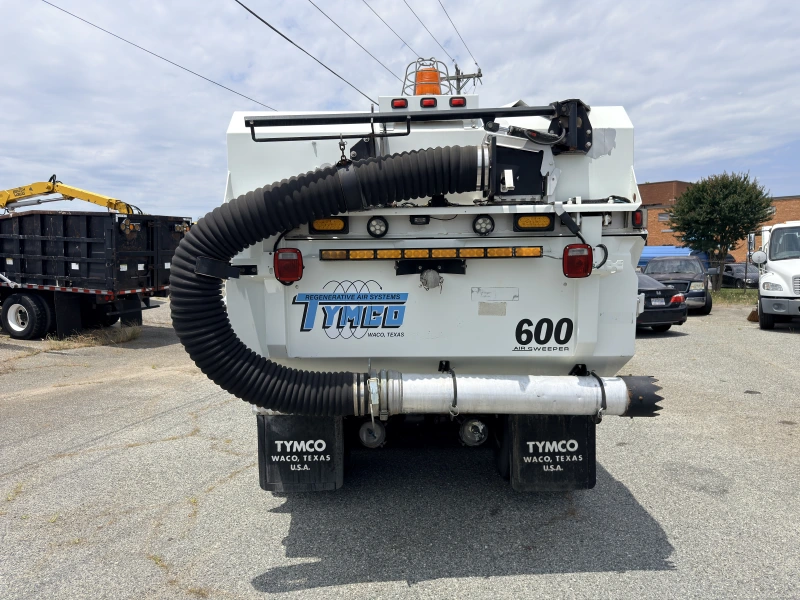 2014 INTERNATIONAL 4000