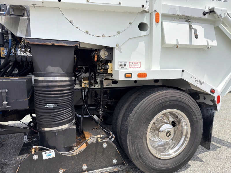 2014 INTERNATIONAL 4000