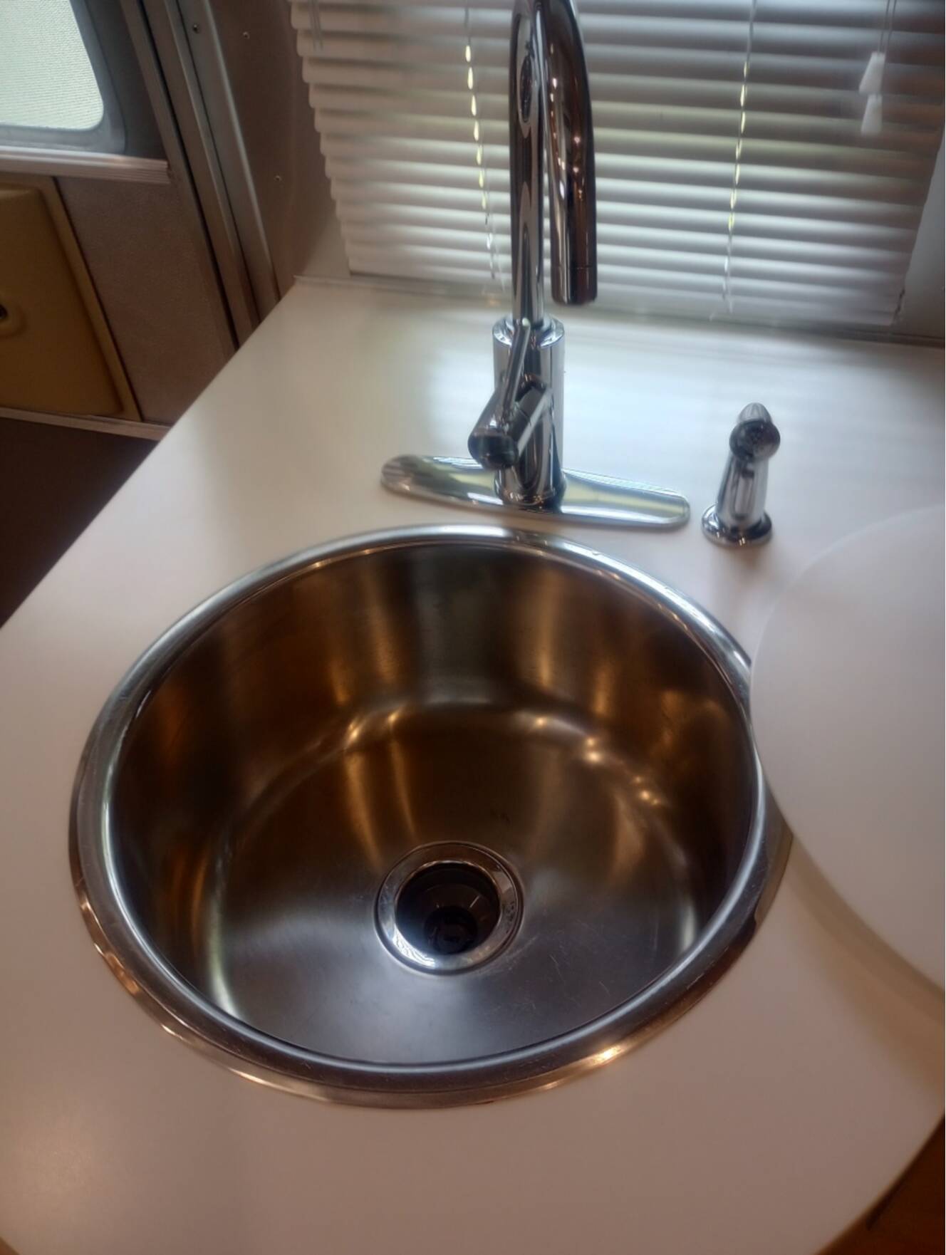 A photo of this 2007 Airstream SAFARI SE 23