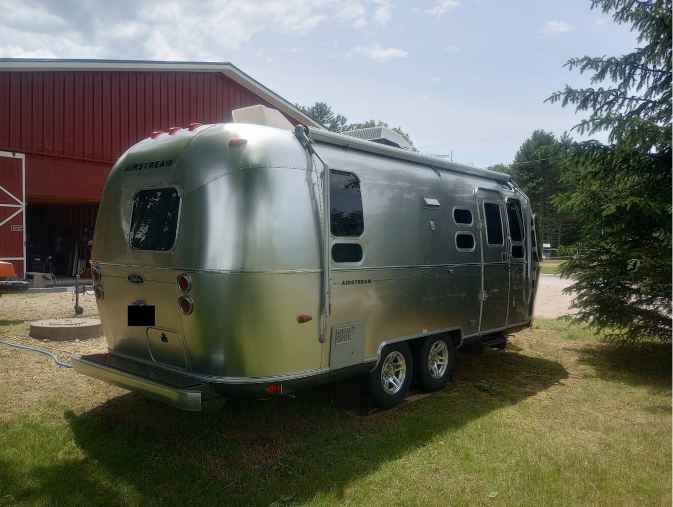 A photo of this 2007 Airstream SAFARI SE 23