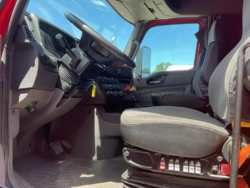 2020 INTERNATIONAL LT625