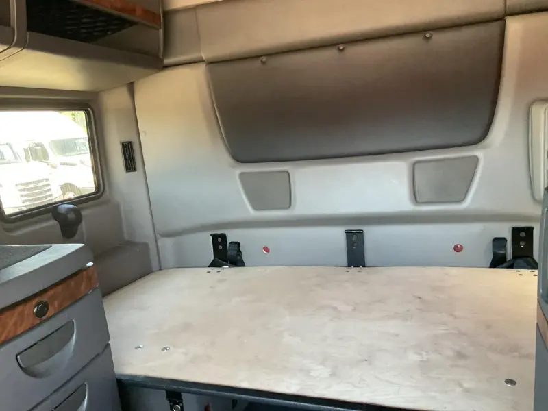 2020 INTERNATIONAL LT625