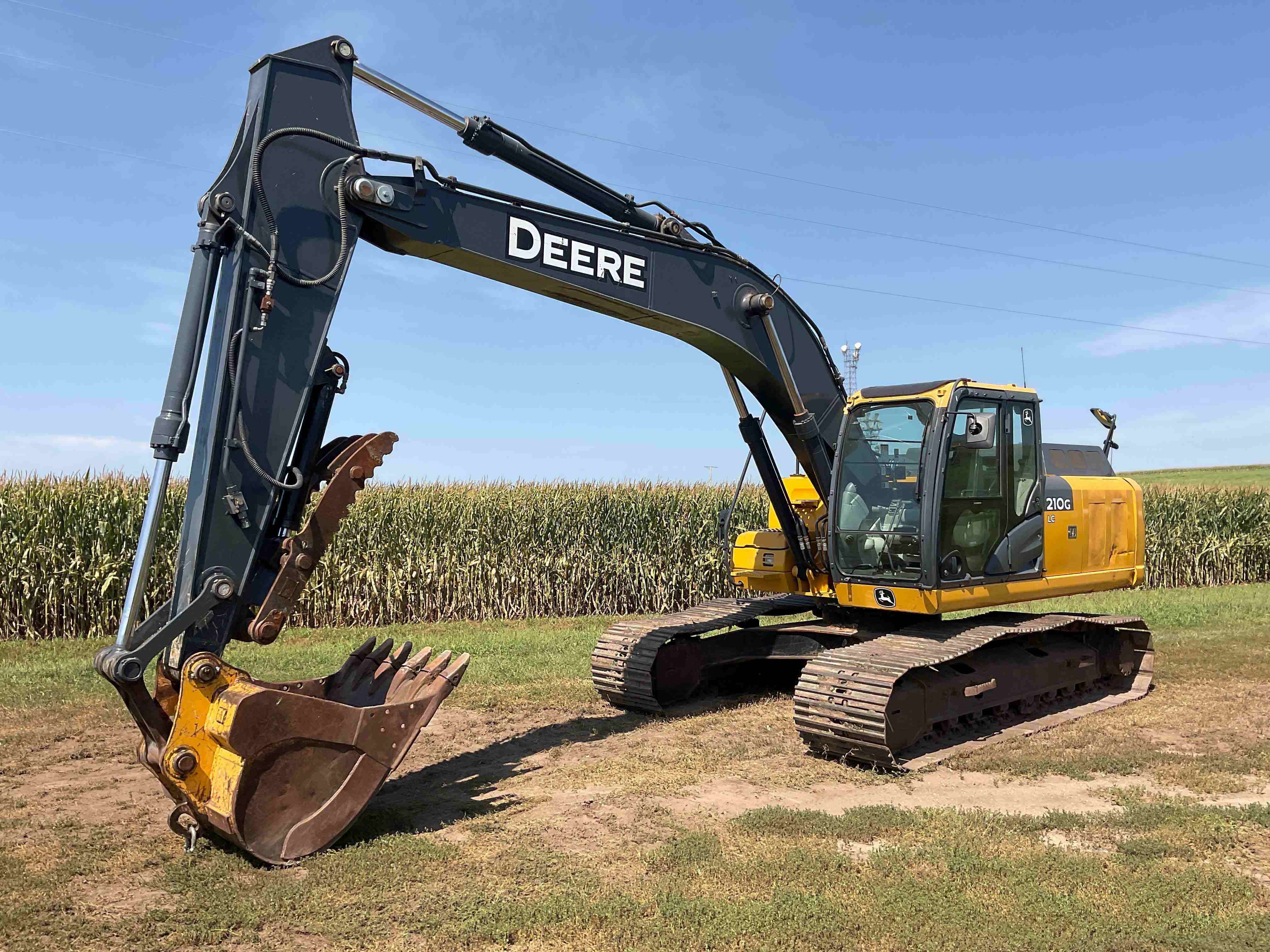 2013 JOHN DEERE 210G LC in Riverview, FL