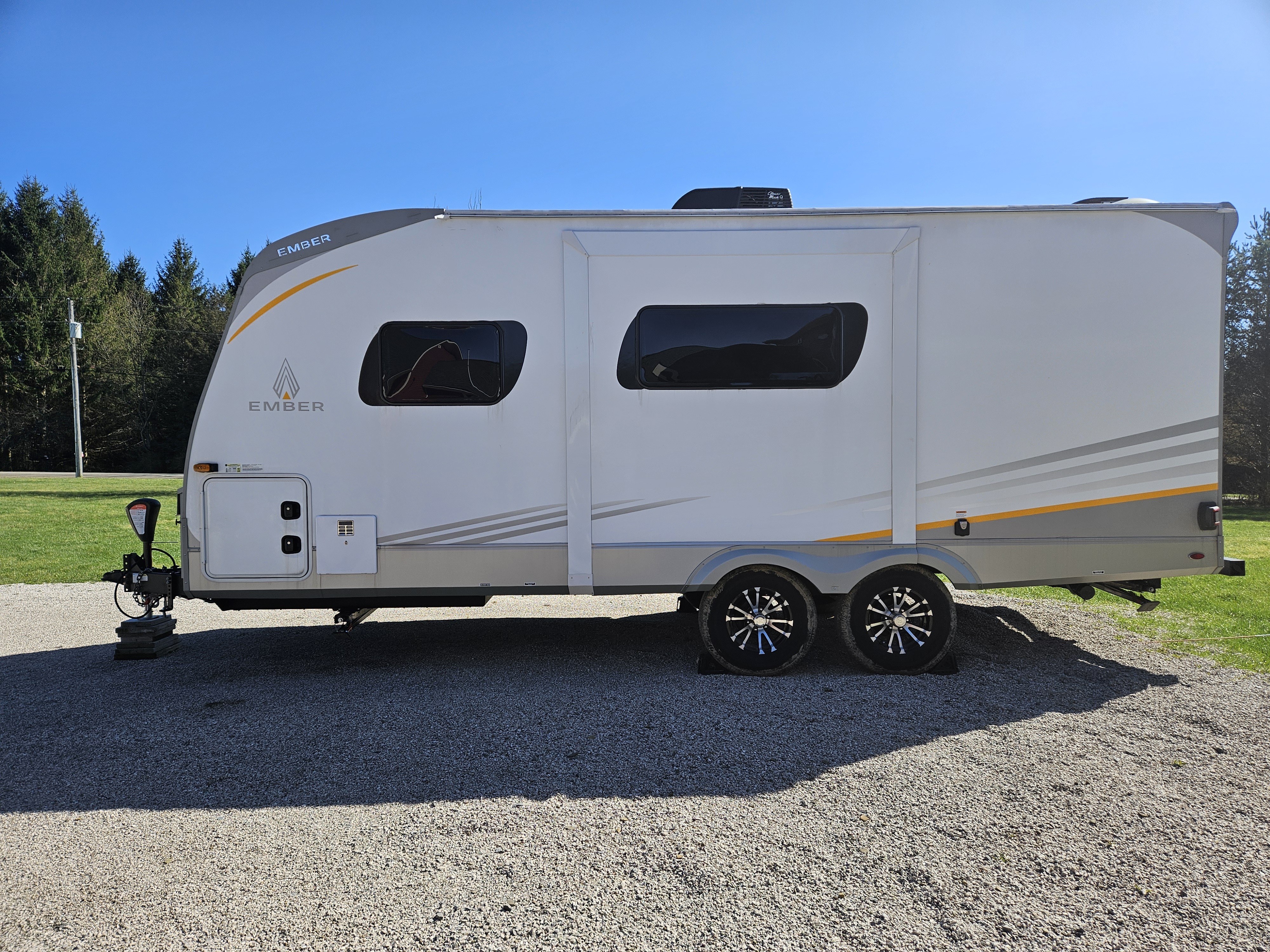 2023 Ember Rv TOURING EDITION 20FB RV