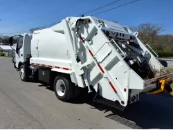 2020 HINO 195