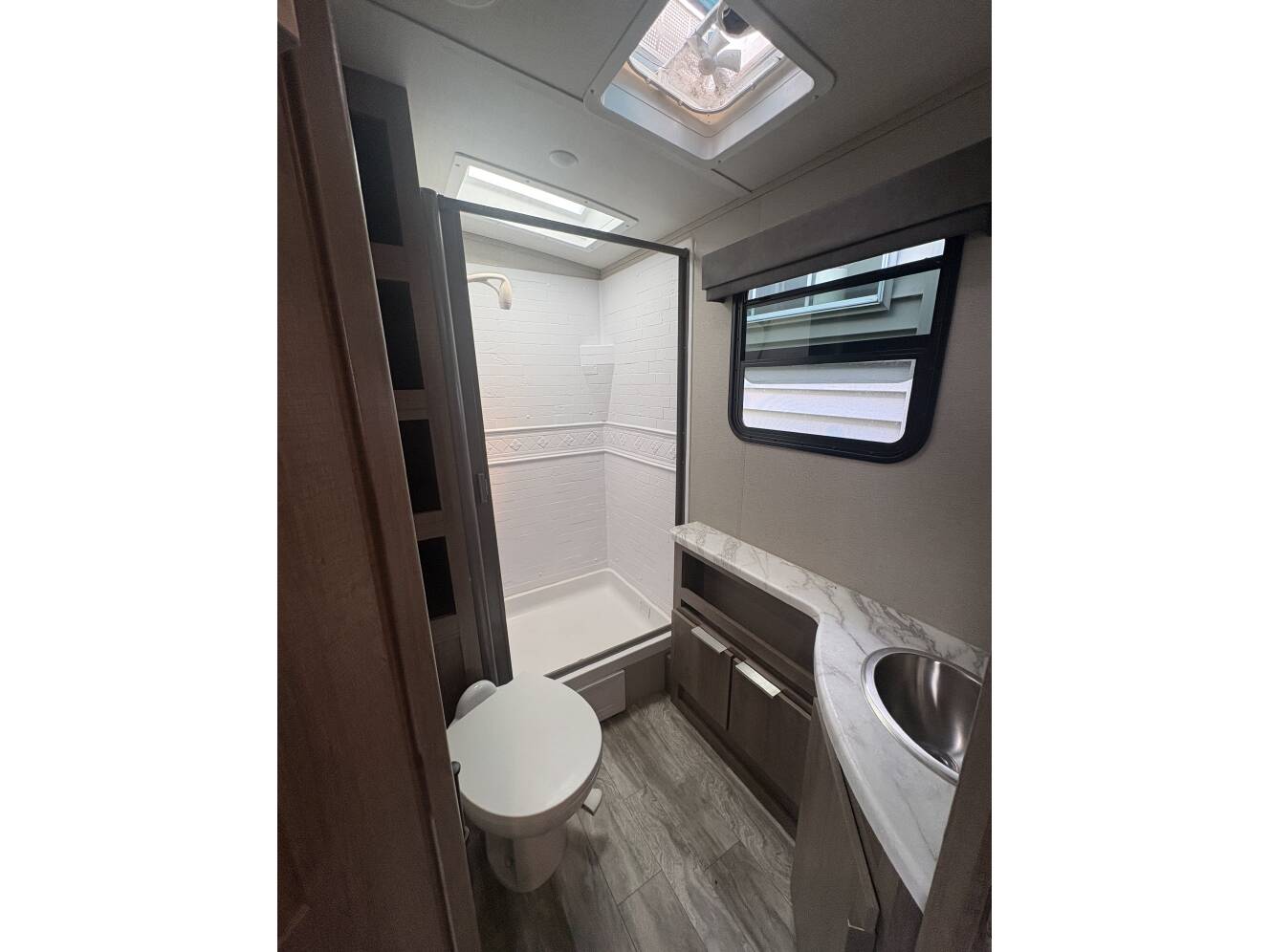 A photo of this 2021 Grand Design IMAGINE 2400BH