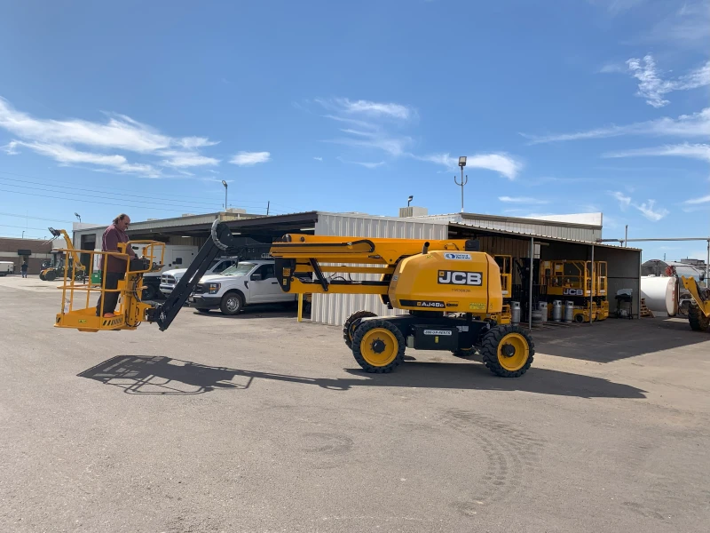 2023 JCB AJ48D