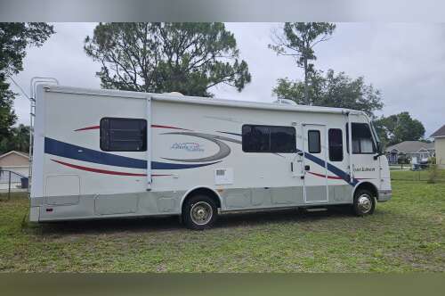 2003 Coachmen LIBERTY 293RLDS in palm bay FL