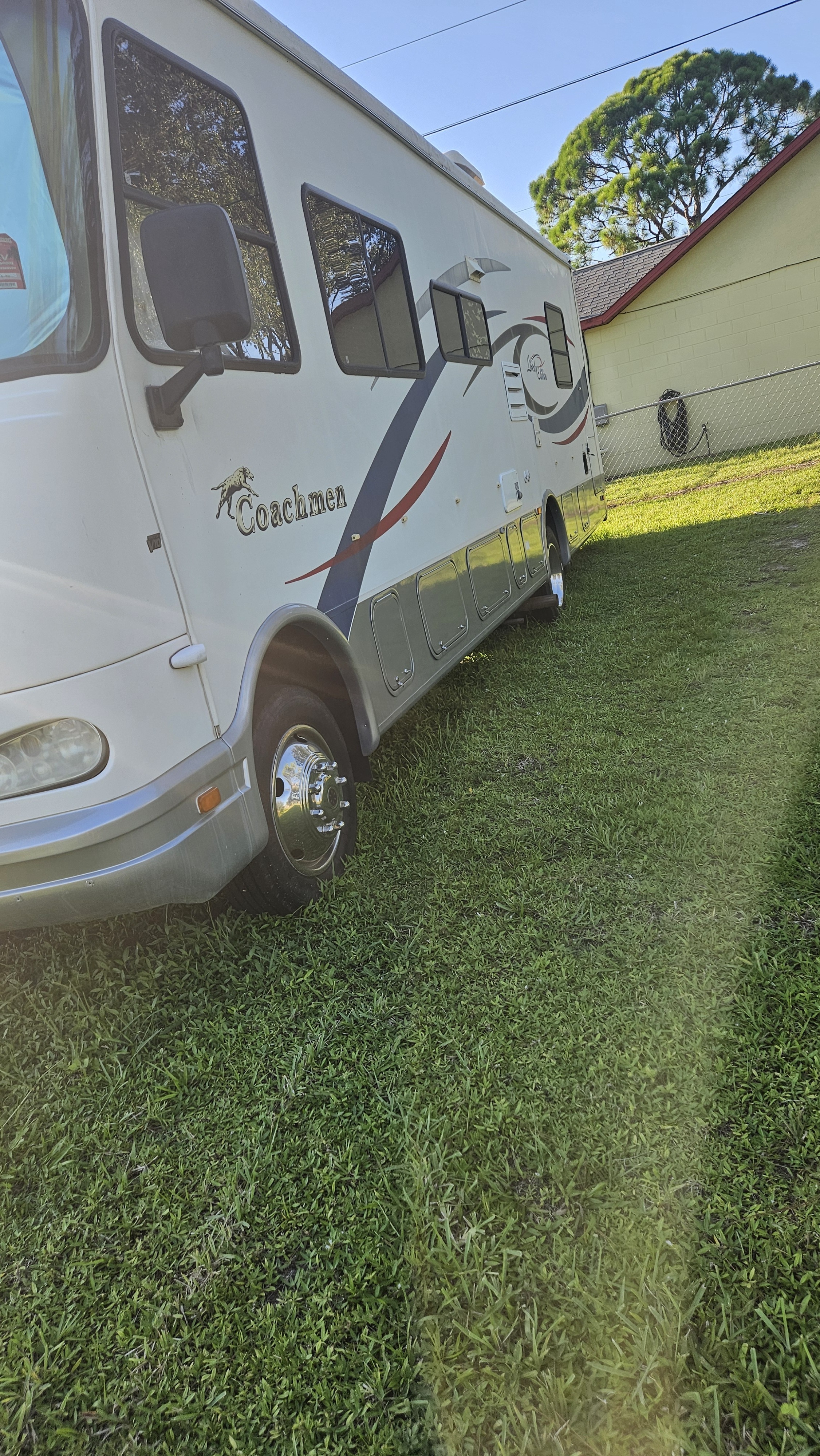 2003 Coachmen LIBERTY 293RLDS in palm bay FL