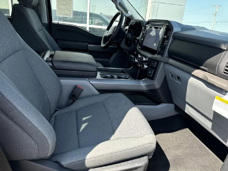 2024 FORD F150