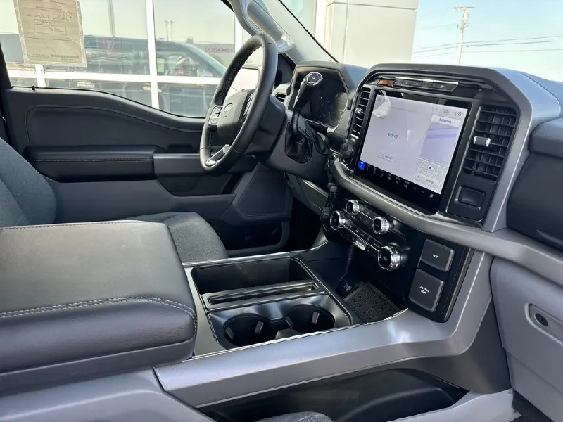 2024 FORD F150
