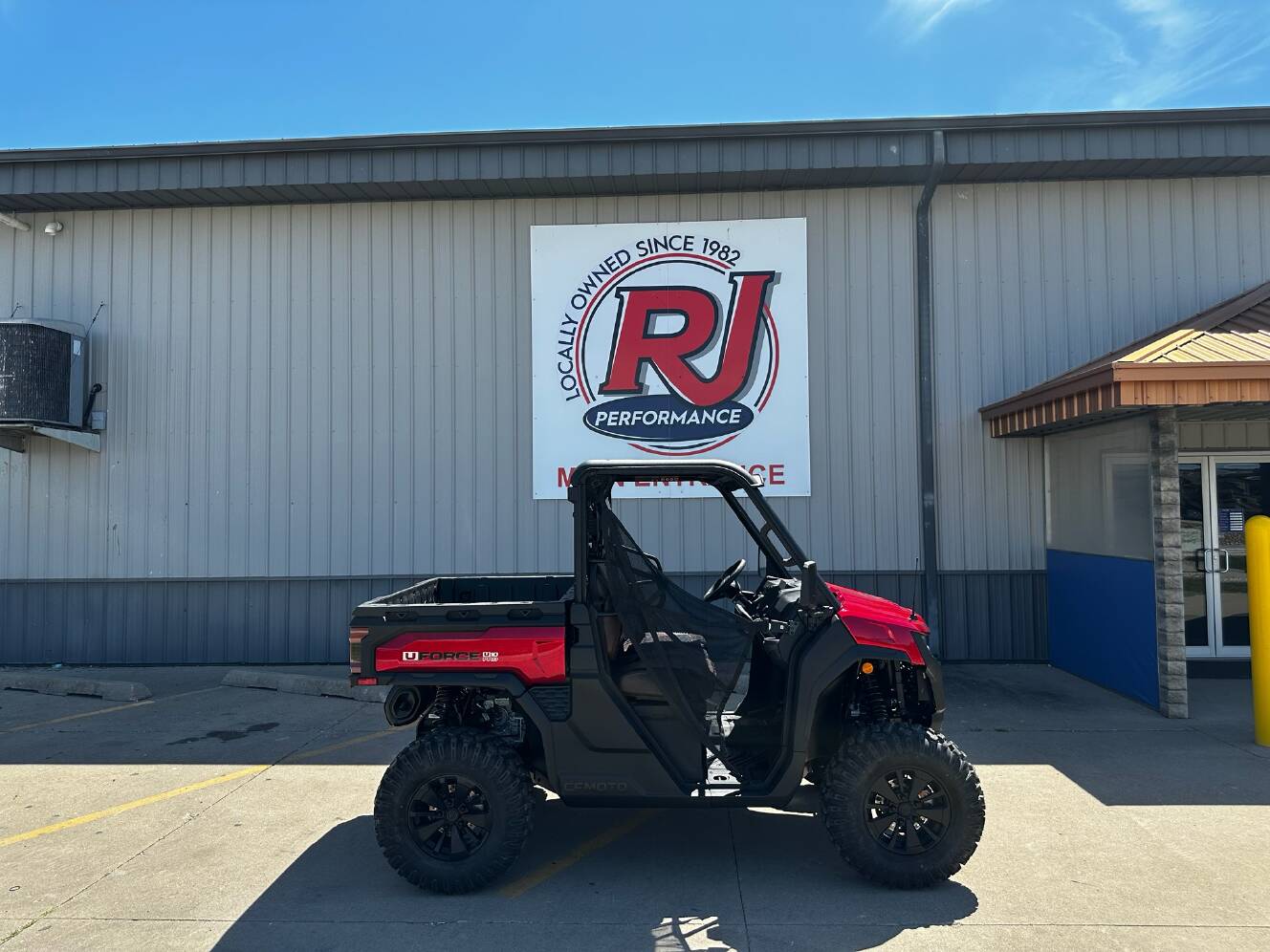 A photo of this 2026 CFMOTO UFORCE U10 Pro